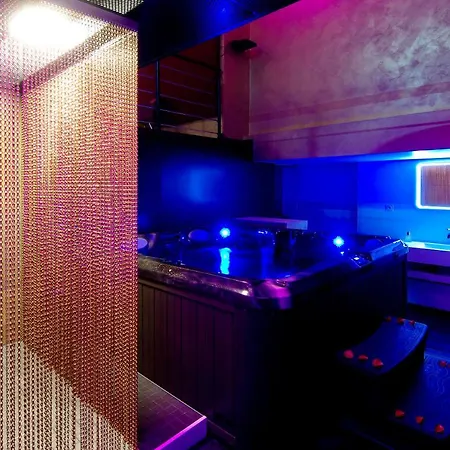 Mieuxqualhotel Jacuzzi Privatif 아파트 4*