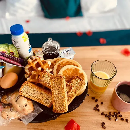 Διαμέρισμα Mieuxqualhotel Jacuzzi Privatif 4*